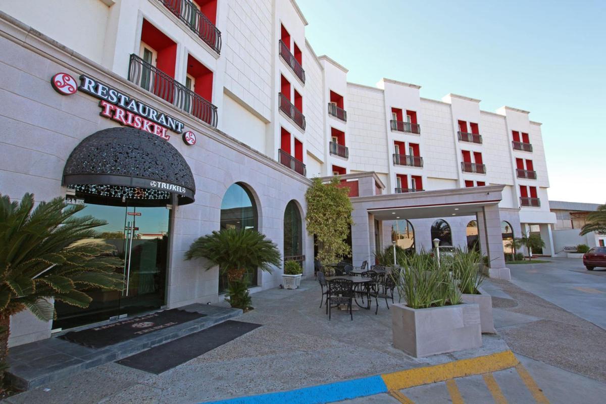 Hotel Colon Plaza Business Class Nuevo Laredo Exterior photo